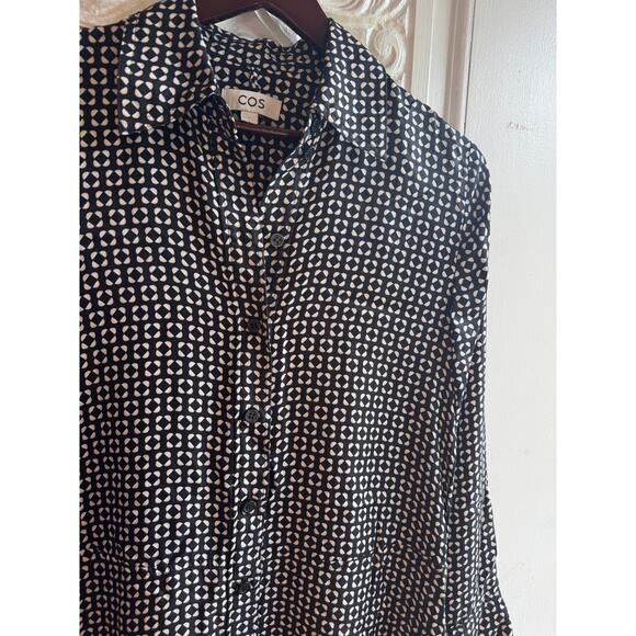 COS Printed Midi Black & White Geometric Shirt Dress EUC Size EUR 36 $135 MSRP - Picture 7 of 13